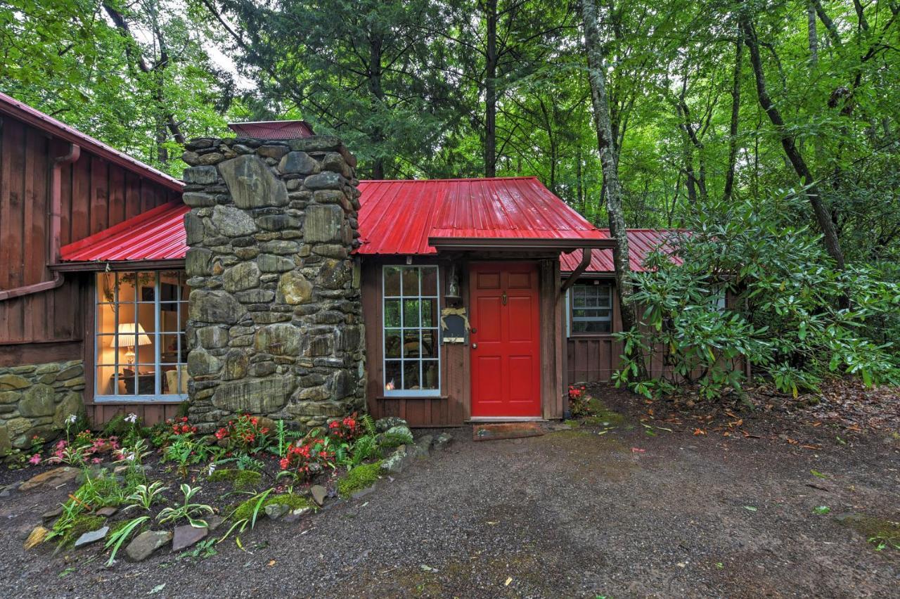 Serene Creekside Cottage Near Asheville Fire Pit 캔들러 외부 사진